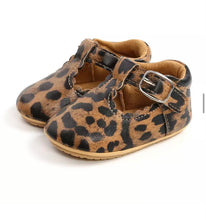 Load image into Gallery viewer, Marlowe leather T-bar baby shoes
