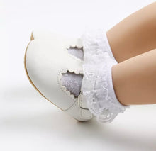 Load image into Gallery viewer, Marlowe leather T-bar baby shoes
