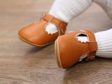 Load image into Gallery viewer, Marlowe leather T-bar baby shoes
